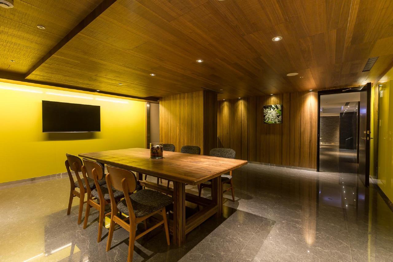 Inhouse Hotel Taichung Dış mekan fotoğraf